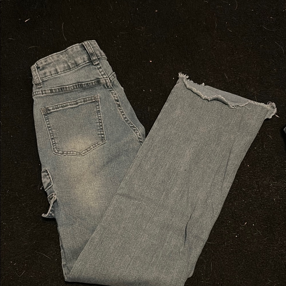 Gray Wide Legged Jeans with Classic Fit